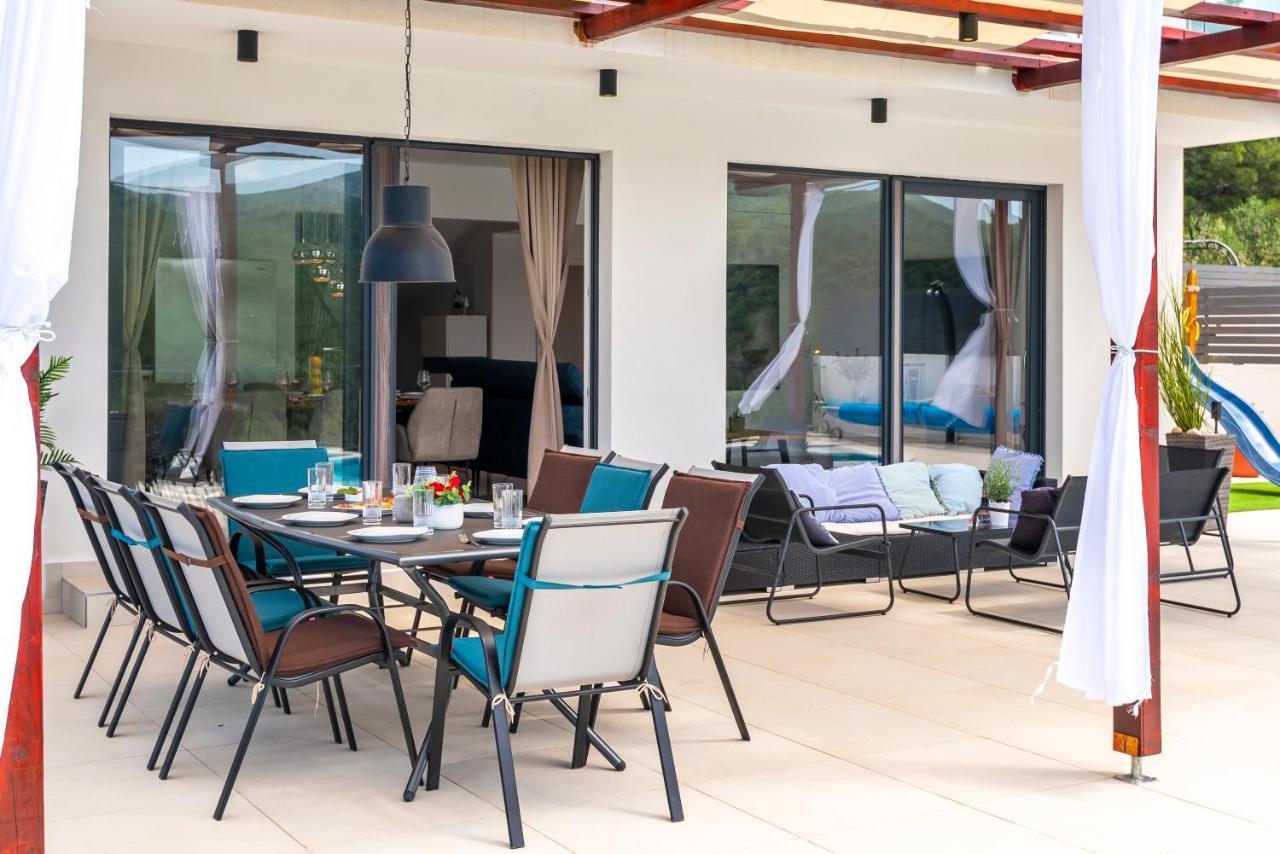 Villa Lucatoni - Heated Pool Šibenik Exteriér fotografie